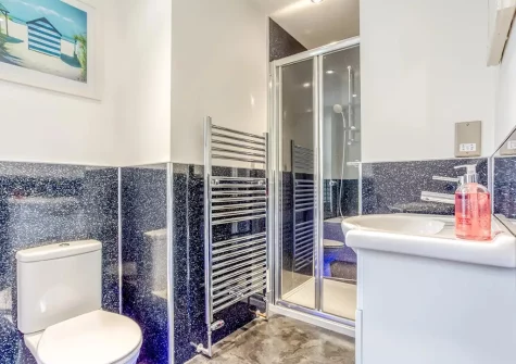 The bathroom at Beacon House, Bideford