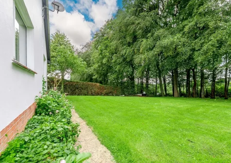 The private enclosed garden at Beechcroft, Clawton