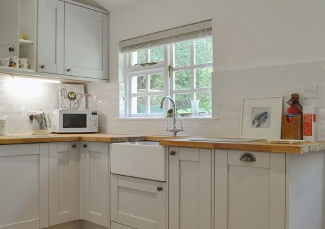 The kitchen at Beehive Cottage, St Breock