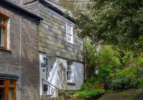 Outside Beehive Cottage, St Breock
