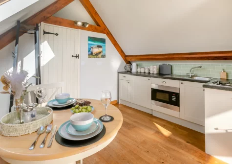 The kitchen & dining area at Bella's Place, Ponsanooth