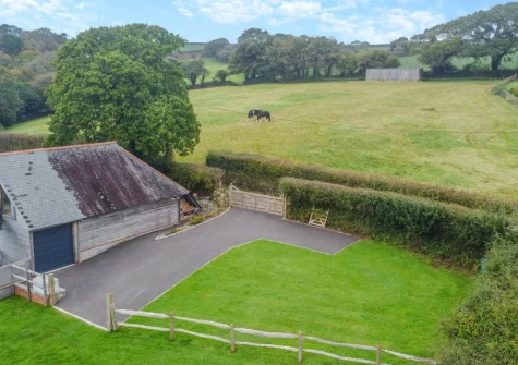 Bella's Place is the ideal retreat for a relaxing & tranquil couple's holiday