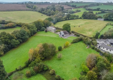 Bella's Place is in a tranqual location set in over five acres of shared lawn & meadows