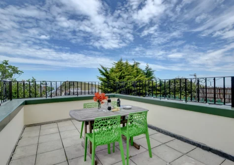 The terrace & alfresco dining area at Belle View, Ilfracombe