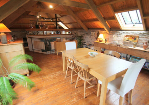 The dining area at Bentwitchen Barn Cottage, North Heasley