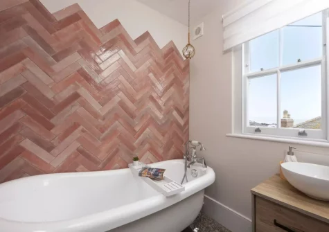 Bedroom #1 en-suite bathroom at Berakah, Mousehole