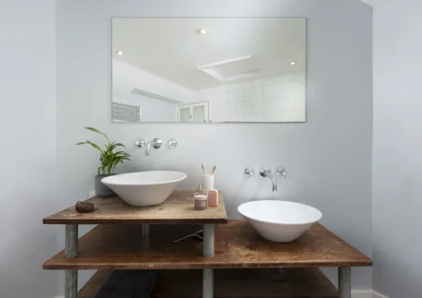 The bathroom at Berlewen, Mousehole