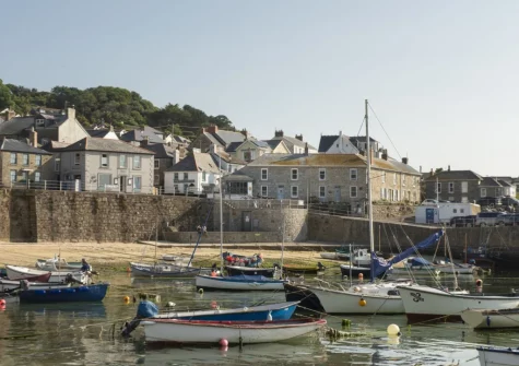Berlewen is right on edge of the harbour and just metres from the beach