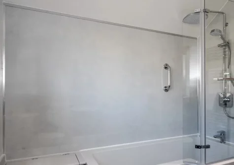 The bathroom at Berries House, Bude