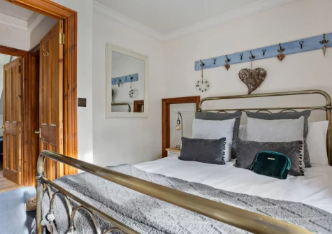 Bedroom #1 at Beryas Cottage, Buryas Bridge