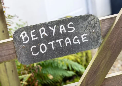 Surrounded by lush tropical greenery, Beryas Cottage has verdant views from many of its rooms and is warm & welcoming throughout