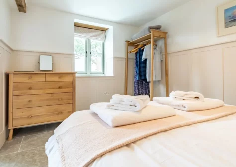 The bedroom at Birdsong Barn, Combe Martin