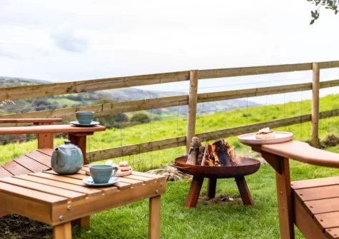 The garden & oudoor sitting area at Birdsong Barn, Combe Martin