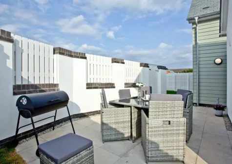 The enclosed patio, barbecue & alfresco dining area at Black Sea Horse, Westward Ho!