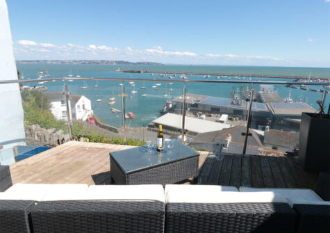 The decked patio at Blue Buoy Cottage, Brixham