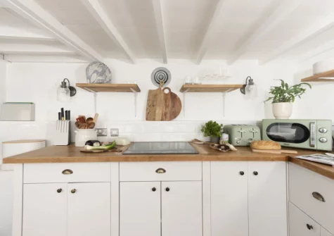 The kitchen at Bluebell Cottage, St Ives
