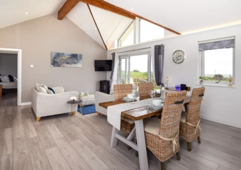 The living & dining area at Bluebell Cottage, St Just