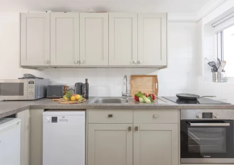 The kitchen at Bluebirds, Polzeath
