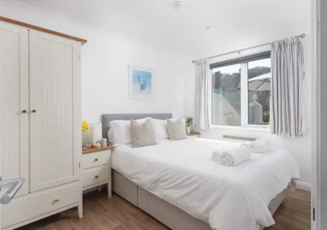 Bedroom #1 at Bluebirds, Polzeath