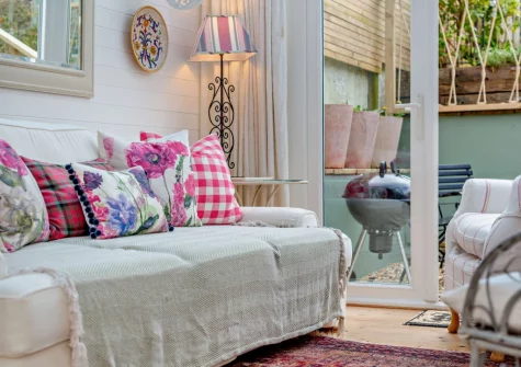 The enchanting conservatory at Bobs Cottage, Padstow