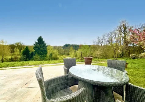 The patio, barbecue & alfresco dining area at Bourne Lodge, Witheridge