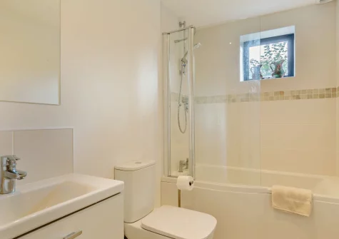 The bathroom at Bowhousehay, Albaston