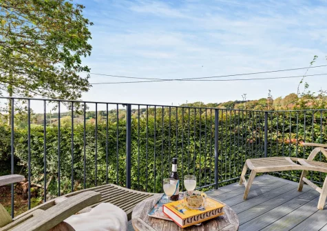 The balcony & outdoor sitting area at Bowhousehay, Albaston