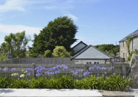 Bowji, a converted barn, is perfectly located to explore West Cornwall, with Lands End, Sennen Cove & Penzance all nearby