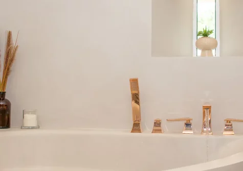 The bathroom at Bowjy, Liskeard
