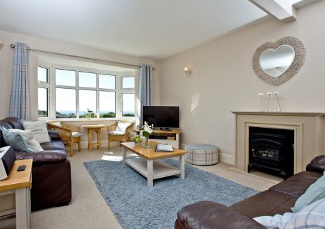 The living area at Brambles Cottage, Wooda Farm, Bush