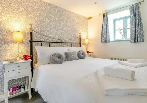 Bedroom #1 at Bread Barn At Pengelly Farm, Nancegollan