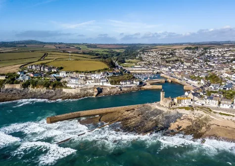 Bread Barn At Pengelly Farm is an ideal base for exploring Porthleven and discovering everything Cornwall has to offer