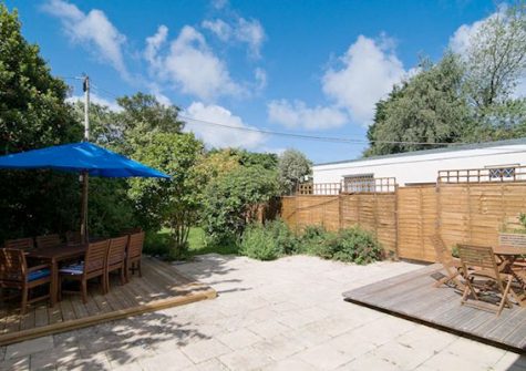 The spacious garden @ Bridge House, Perranporth