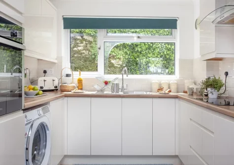 The kitchen at Brixham Breeze, Brixham