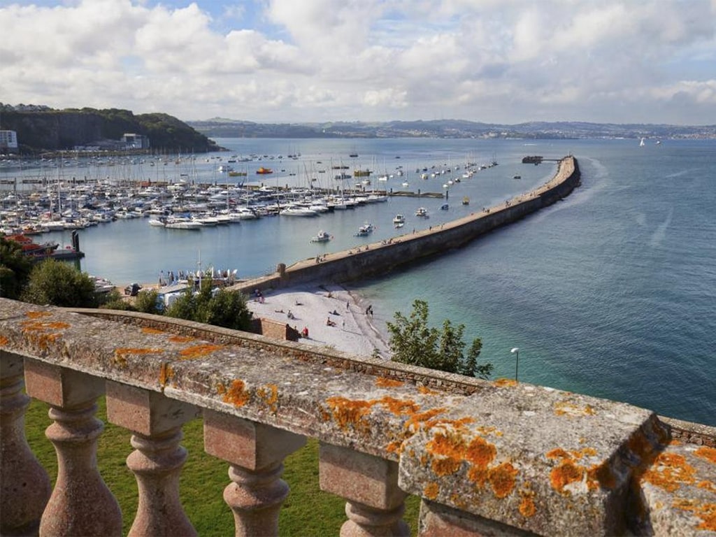 Brixham Manor House, Brixham Holiday homes in Brixham