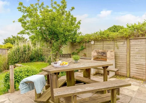 The patio, barbecue, alfresco dining area & garden at Bronfield, Goonhavern