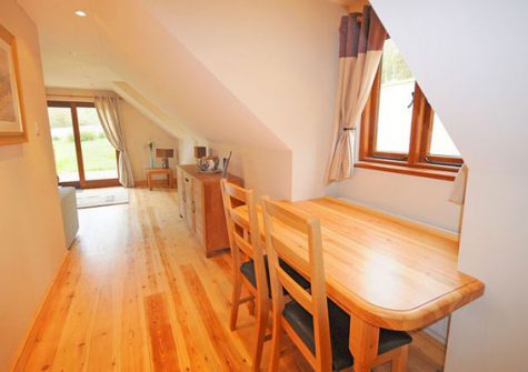 The dining area @ Brook Cottage