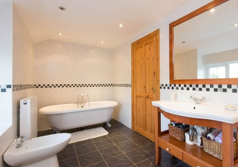 The bathroom at Bubble Cottage, Watergate Bay