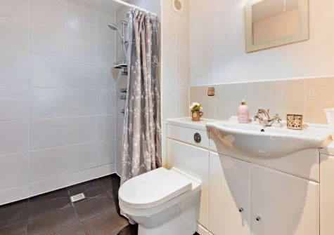 Bedroom #6 en-suite wet room at Buckland Barn, Buckland Brewer