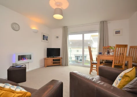 The living & dining area at Bude's Cwtch, Bude