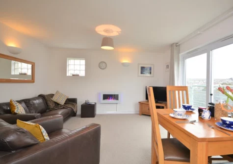The living & dining area at Bude's Cwtch, Bude