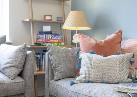The living room at Bumble Cottage, Torcross