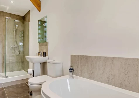 Bedroom #3 en-suite bathroom at Burrow Farmhouse, Staple Cross