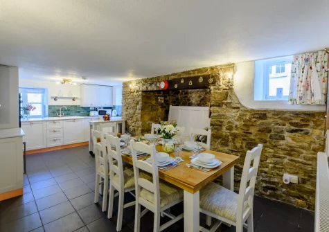 The kitchen & dining area at Burrows Farmhouse, Croyde