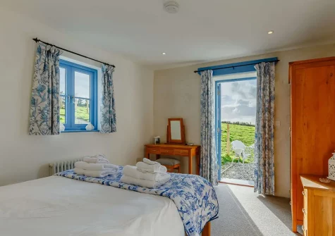 Bedroom #1 at Butter Barn At Pengelly Farm, Nancegollan