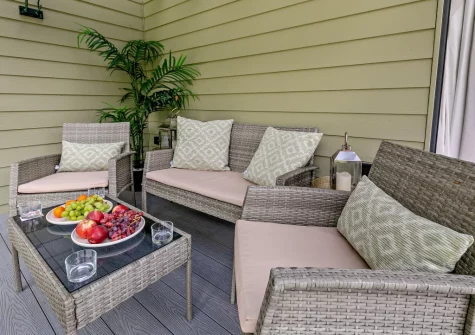 The decked terrace & outdoor sitting area at Buttercup at The Camel Trail, Tredethy
