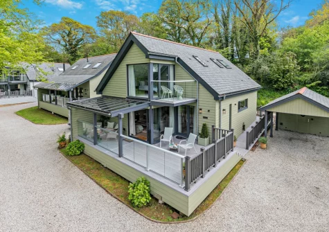 Buttercup at The Camel Trail is a stunning holiday home located in a small exclusive gated location with many walks nearby