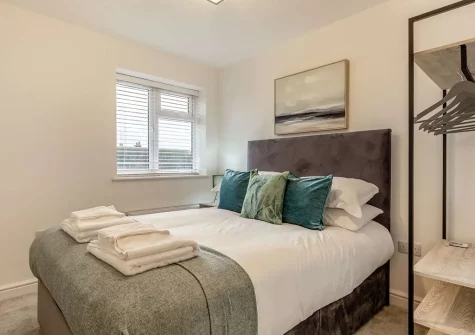 Bedroom #1 at Buttercup Cottage, Penrose