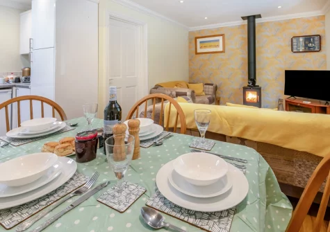 The living & dining area at Buzzards Cottage, Redruth