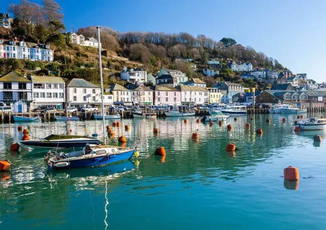 Buzzards Reach is in a great location for exploring both of Cornwall's stunning coastlines